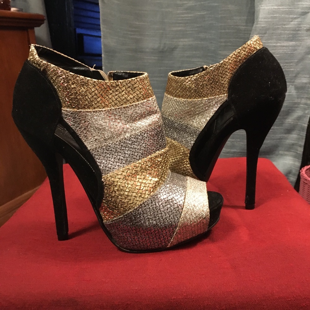 Charlotte Russe size 7 heels